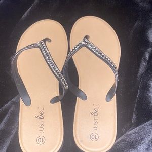 Size: 10 brand: Just be